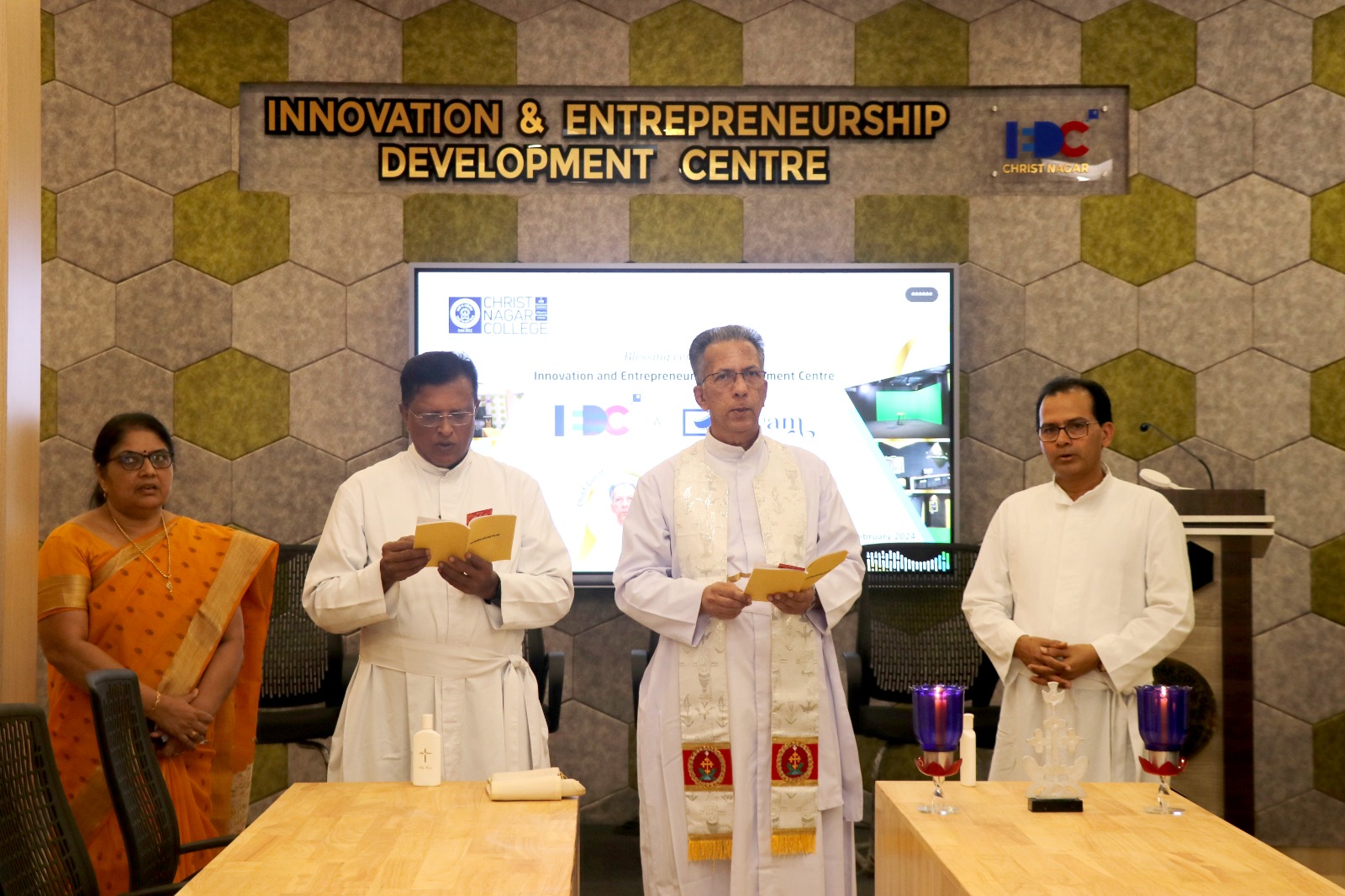 Blessing Ceremony of Innovation and Entrepreneurship Development Centre